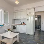 Michalakis Seaside דירה פולוניה