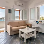 شقة Michalakis Seaside *