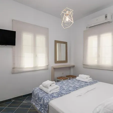 Michalakis Seaside פולוניה