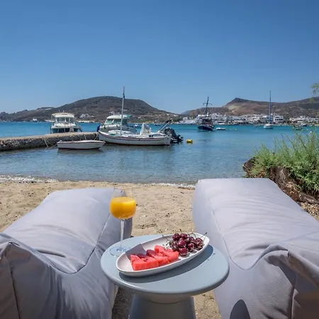 Michalakis Seaside * Πολλώνια