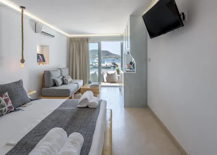 Апартаменты Michalakis Seaside *