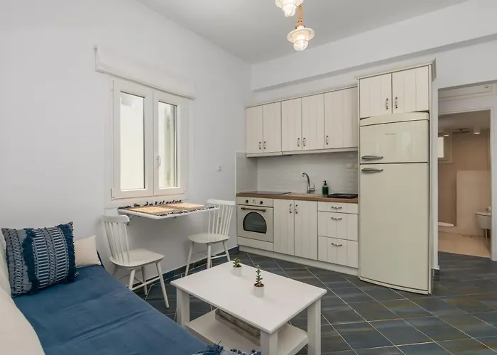 Michalakis Seaside Апартаменты *